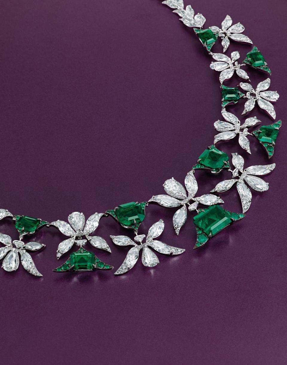 The Emerald and Diamond Palmette Necklace 2 1200x1526