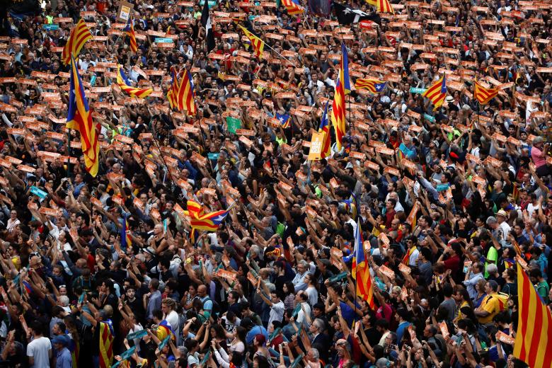 В Каталонии отпраздновали «объявление независимости»
