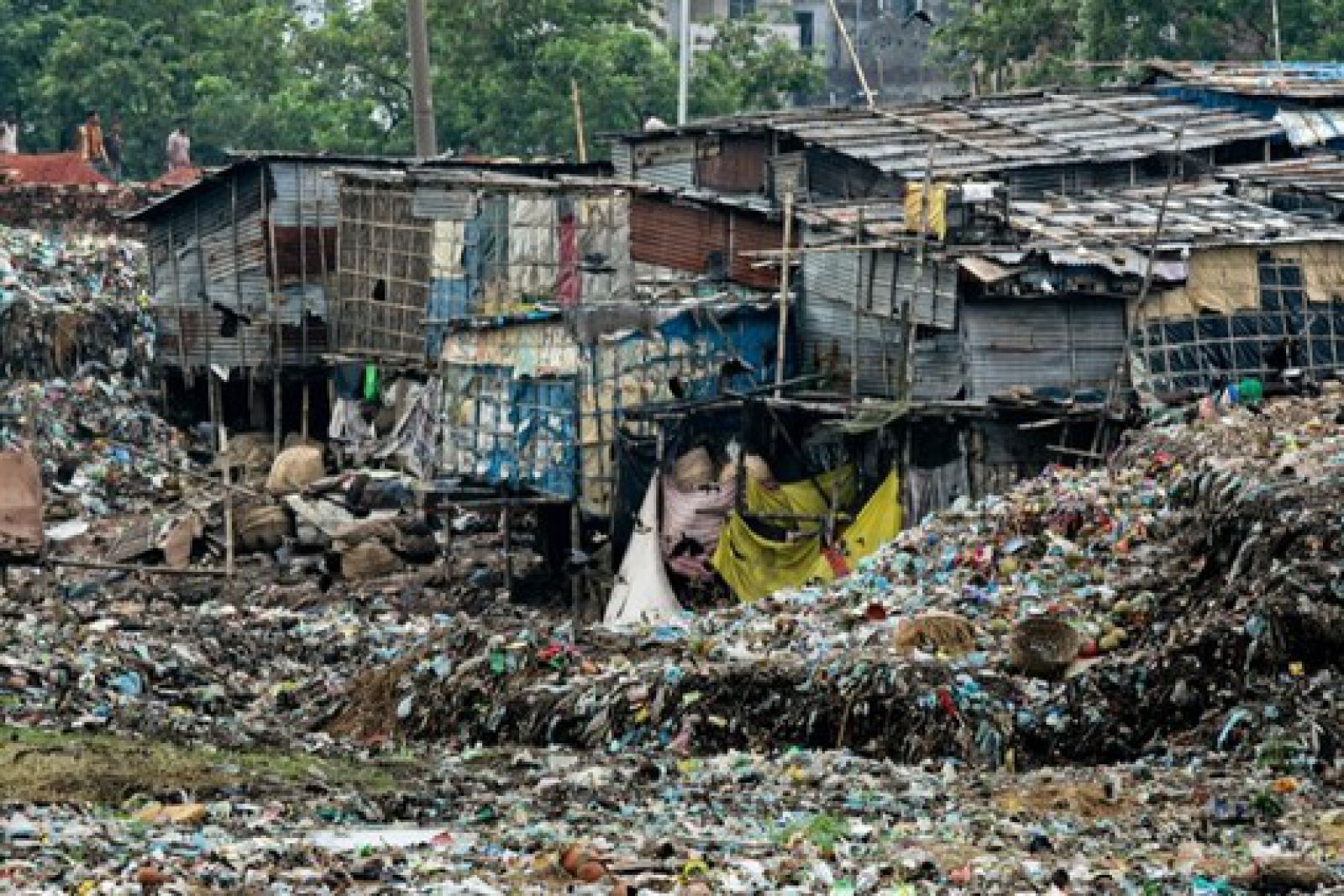 Самые грязные области. Город Хазарибагх, Бангладеш. Хазарибагх, Бангладеш — Кожевенное производство.. Дакка (Бангладеш) загрязнение. Дакка Бангладеш самый грязный город.