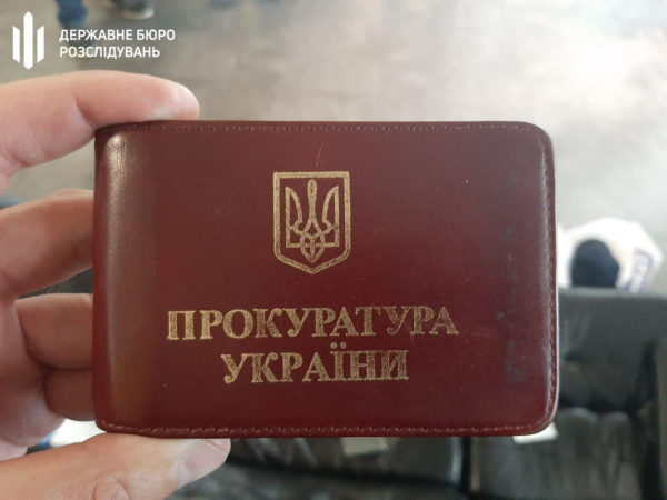 В Киеве задержали прокурора во время получения $100 тысяч