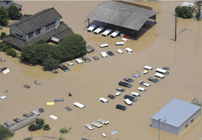 Наводнение в Японии: 15 человек погибли, 13 – пропали без вести