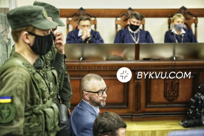 Суд над Антоненком 6 жовтня