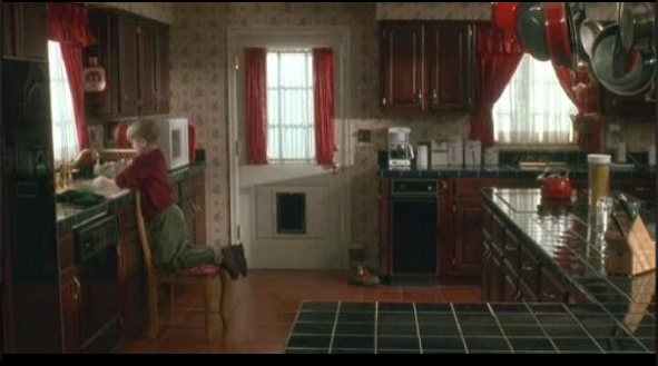 Не узнать. Как выглядит дом из фильма «Один дома» 30 лет спустя (ФОТО) 5