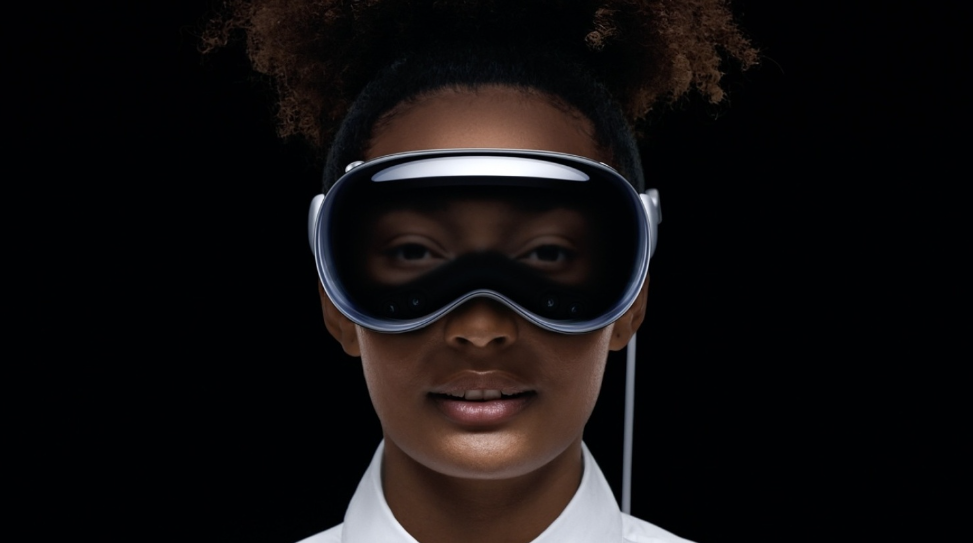 В Apple представили гарнітуру доповненої реальності Vision Pro за $3 499