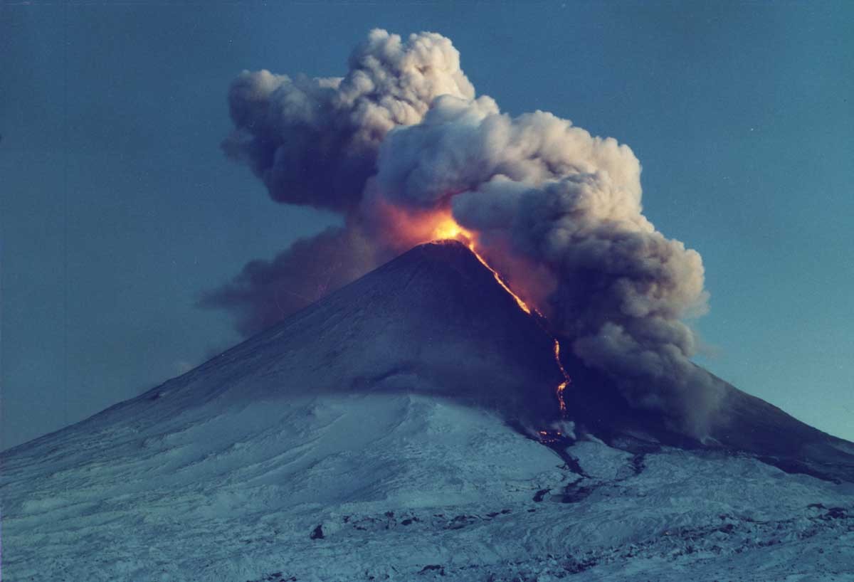 kluchevska vulkan 060716
