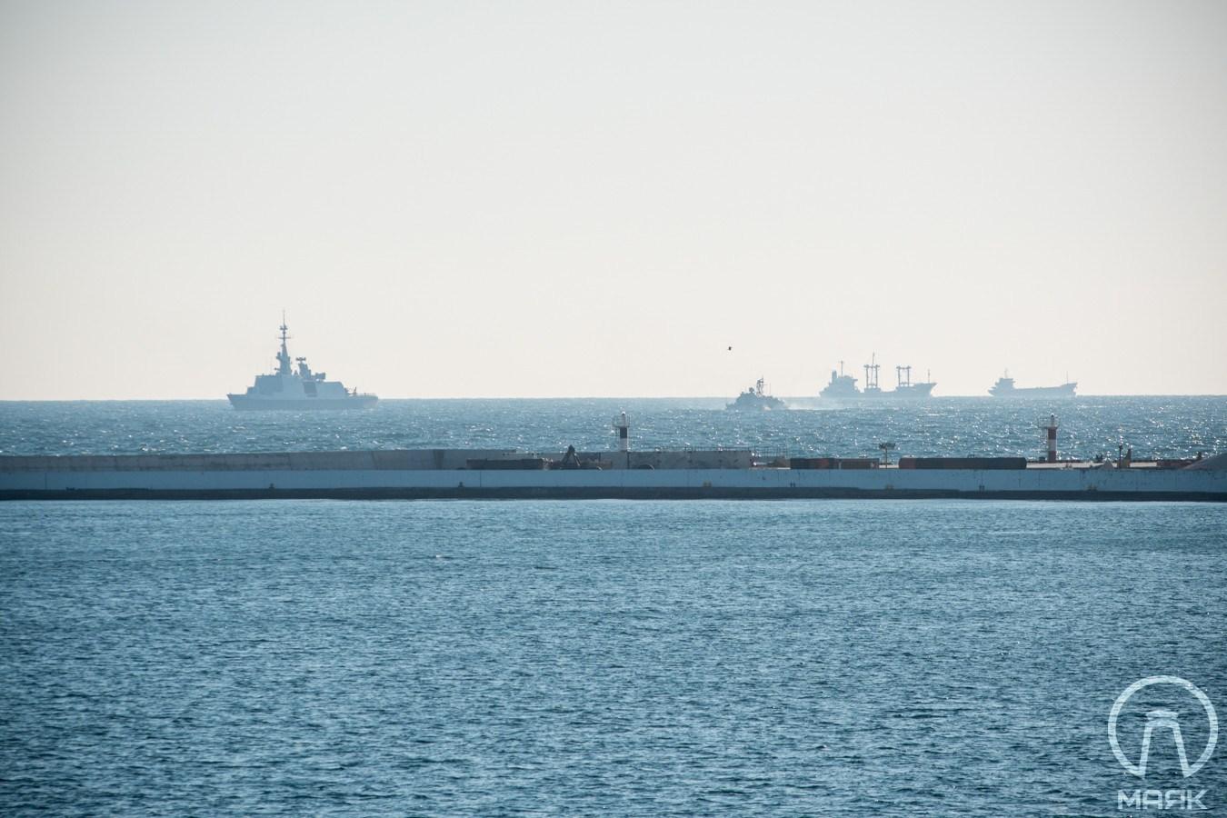 Фрегат La Fayette заходит в порт Одессы