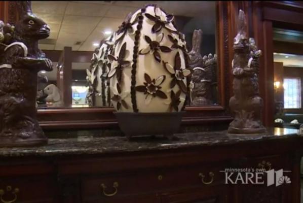 Minnesota eatery creates 100 pound chocolate egg for Easter