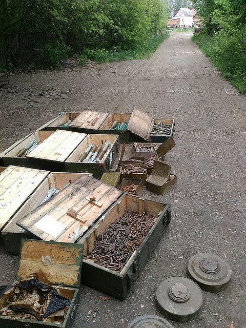 СБУ нашла два тайника с оружием и боеприпасами на Донбассе_4