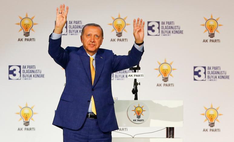 Реджеп Тайип Эрдоган избран главой правящей партии_3