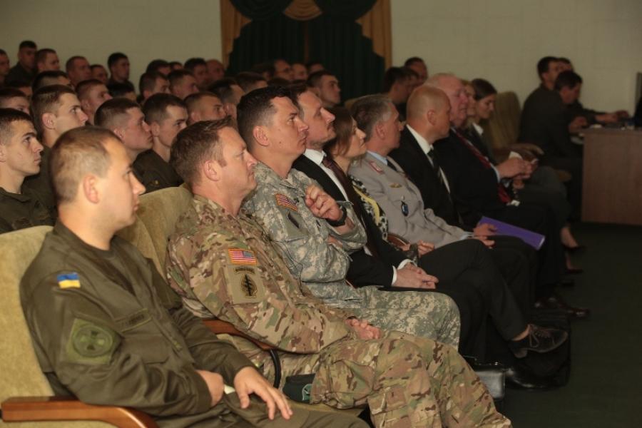 НАТО создает платформу для подготовки специалистов на базе Национальной академии Нацгвардии Украины_2