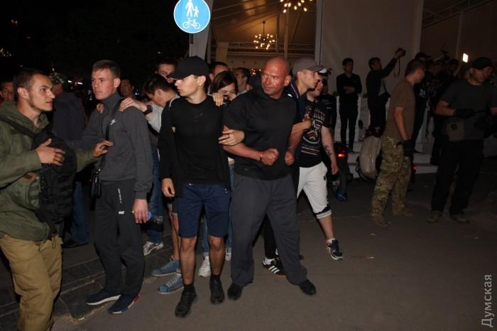 В Одессе сорвали концерт Лободы_17
