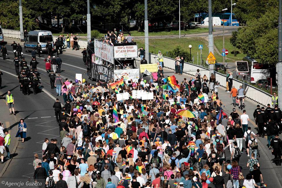 Марш за права ЛГБТ в Варшаве_12