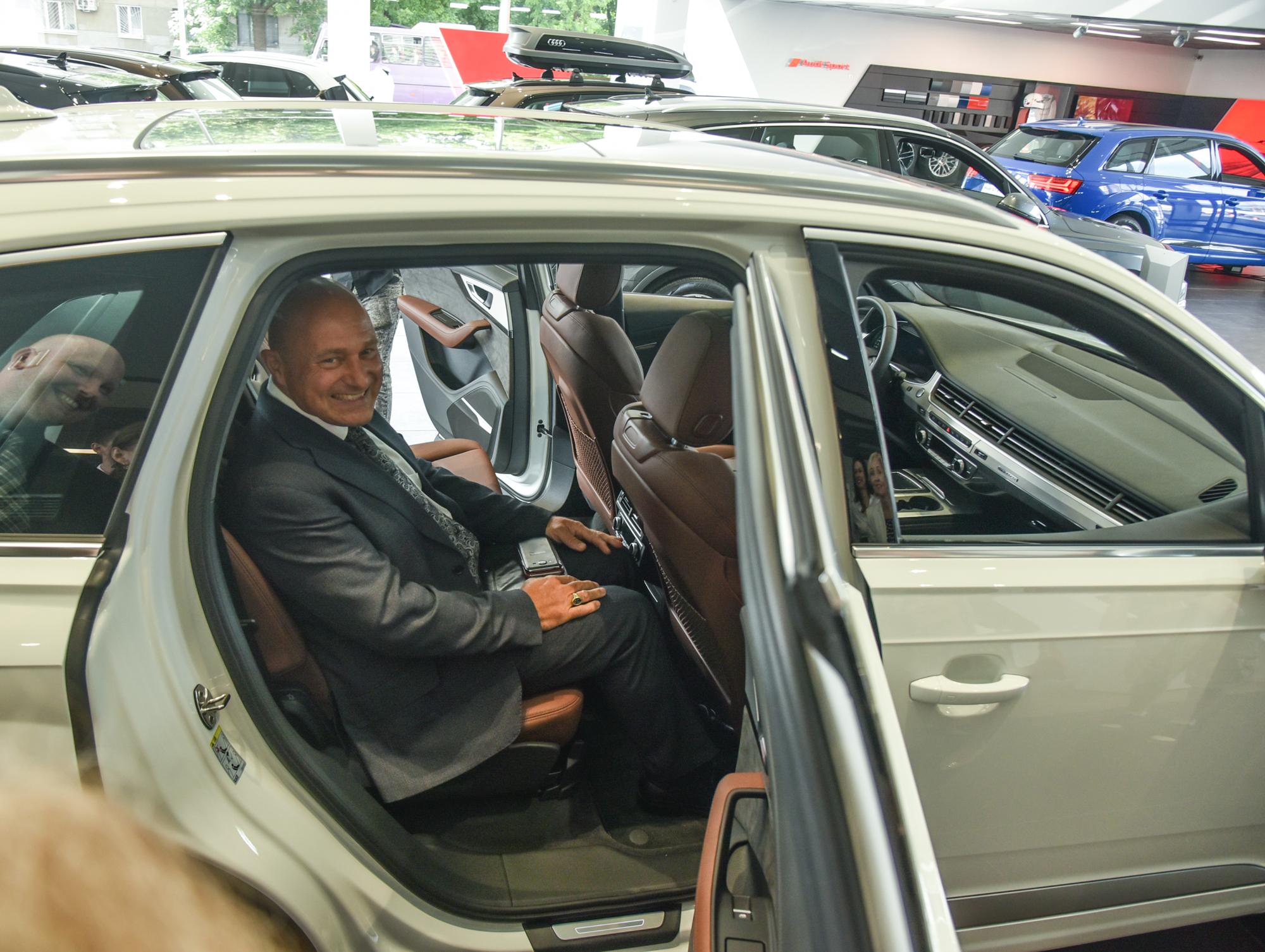 Немецкая делегация посетила центр Audi_9