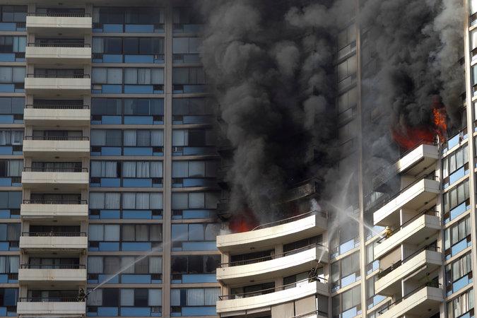 Пожар в высокоэтажном жилом доме в Гонолулу