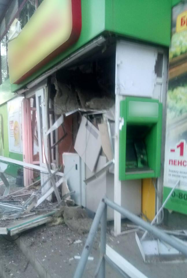 В Харьковской области ночью взорвали банкомат