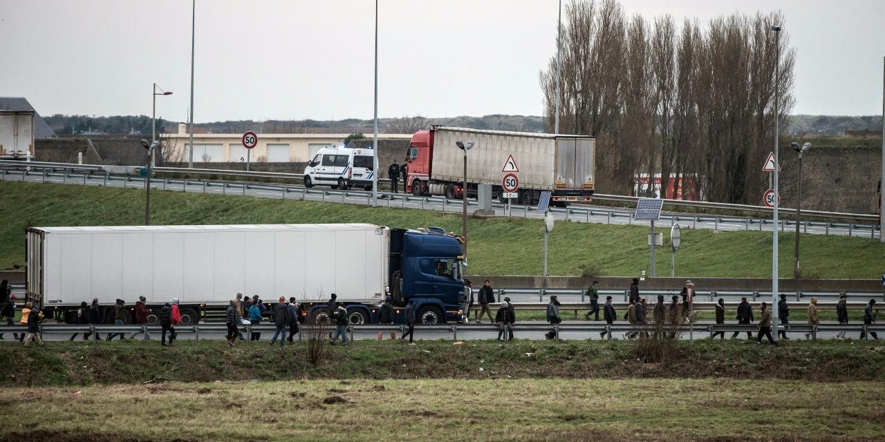 Nord 26 migrants decouverts dans un camion frigorifique