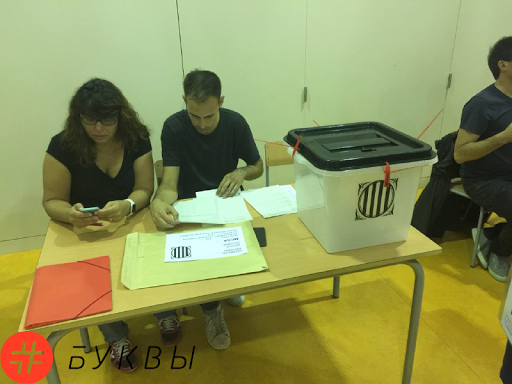 Избирательный участок в Каталонии_03