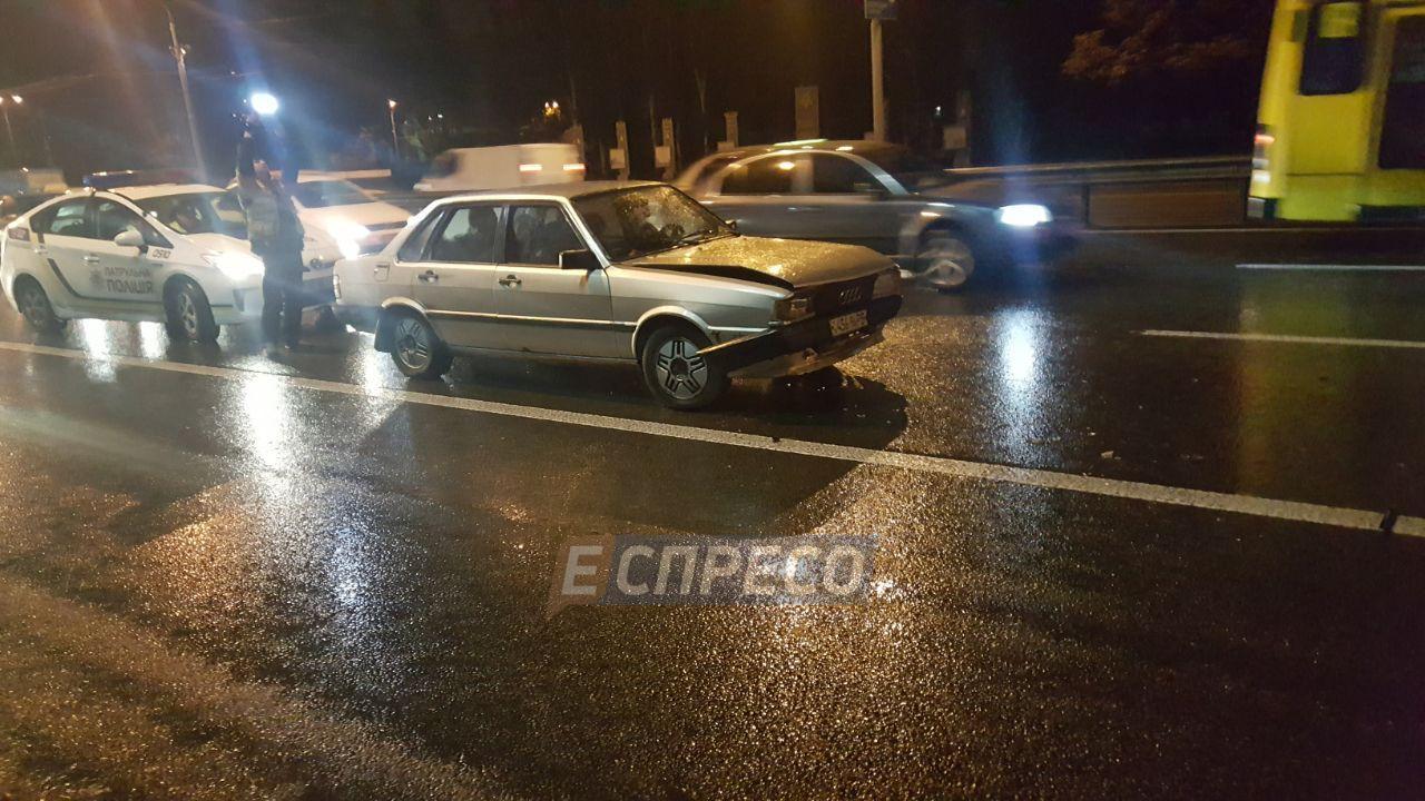 В Киеве произошла авария с участием пяти легковых автомобилей