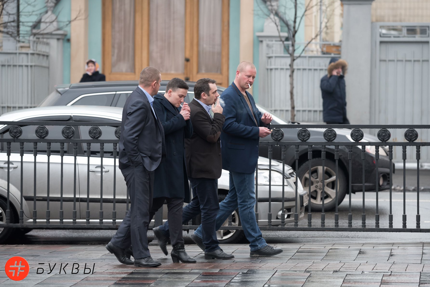 Савченко с нардепами на перекуре