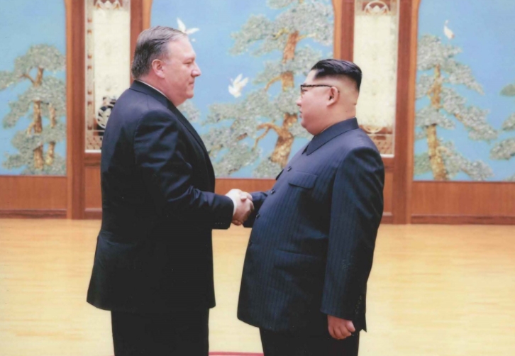 Ким Чен Ын и Помпео