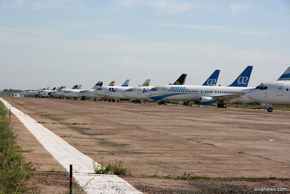 Прибытие самолетов в Украину.