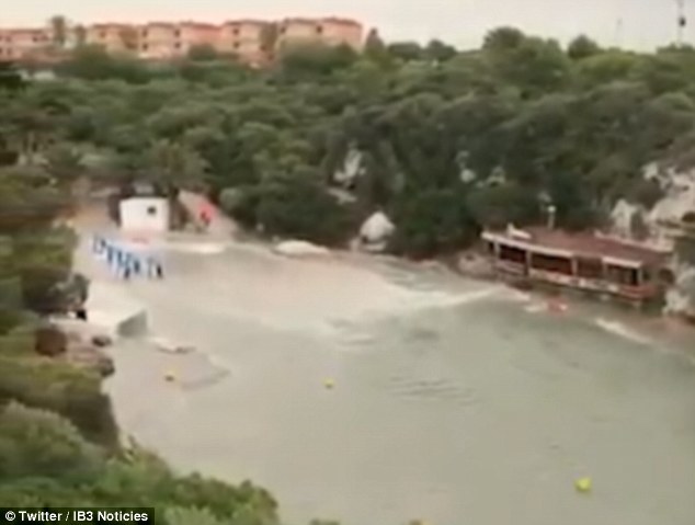 Мини-цунами в Испании