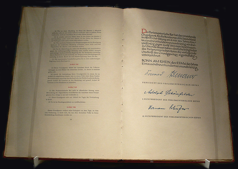 боннская конституция