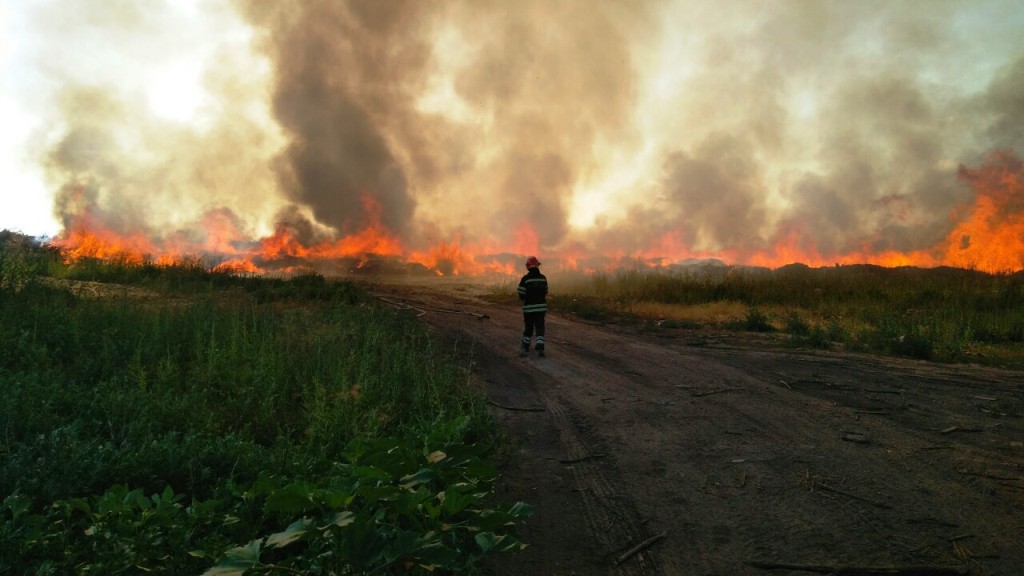 пожар_свалка_черкассы