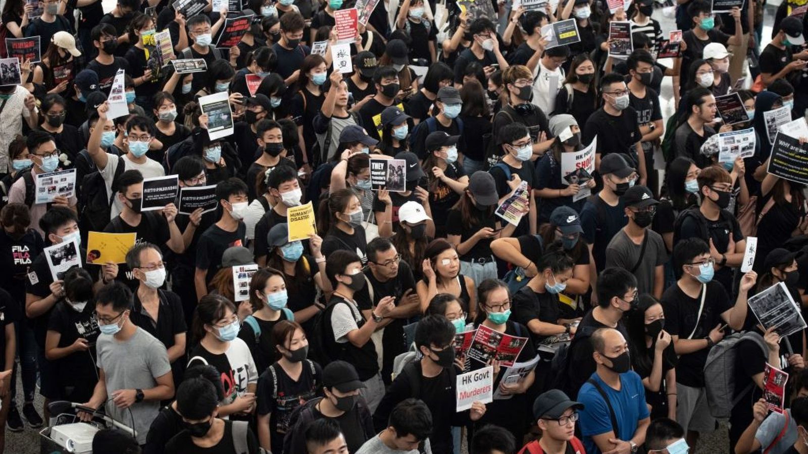 протесты_гонконг_аэропорт